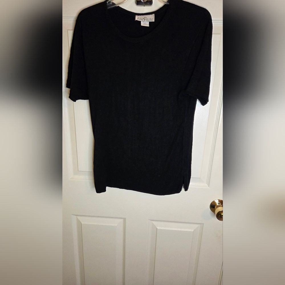 Vtg Knit Stitches L Black Schrtslv Crewneck 100%Rayon Women Knit Top Sweater USA